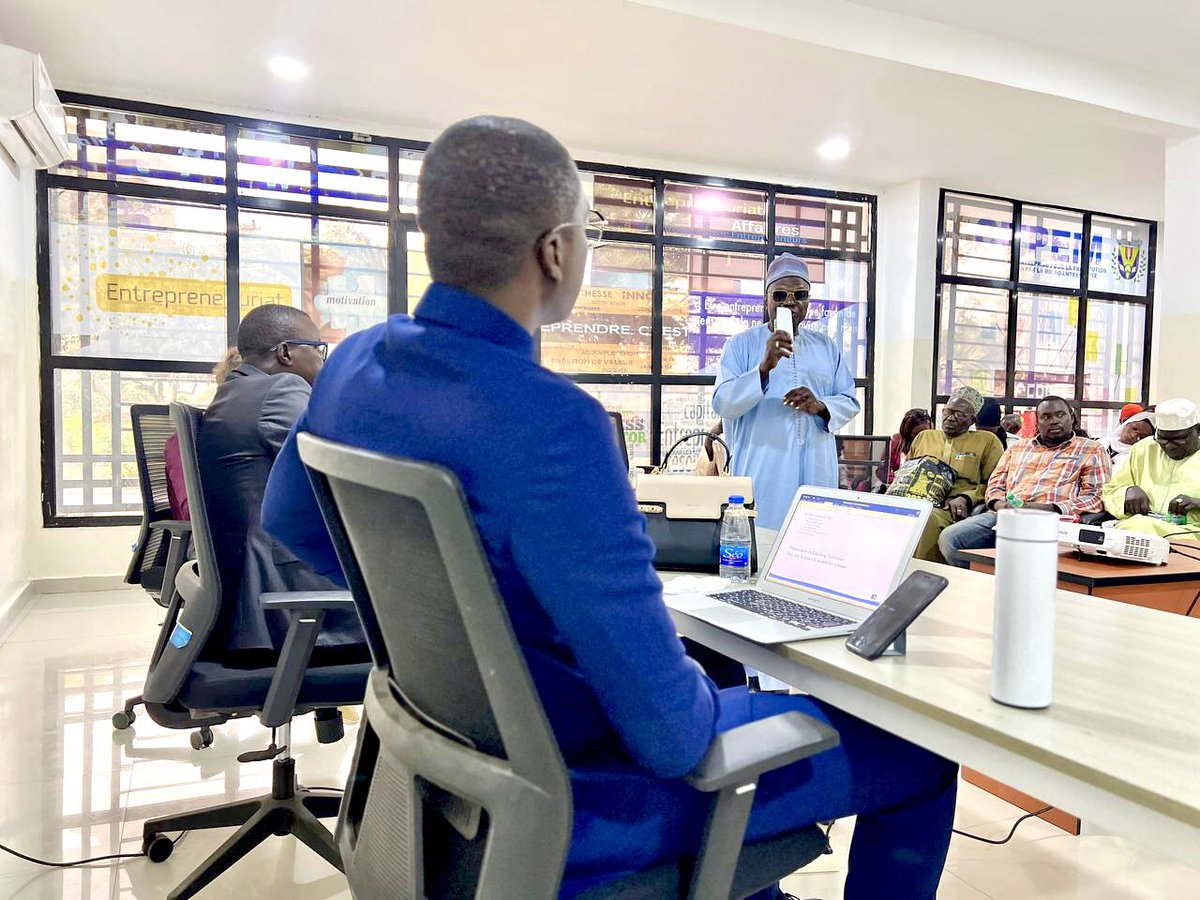 HumanHac's tweet photo. #Coaching_Territorial 

Dans la dynamique d’améliorer la mobilité urbaine de la Ville de Dakar avec une l’approche du Coaching Territorial, un atelier d’initiation et de sensibilisation a été effectué avec les acteurs des 8 communes cibles. 
@UCLGAfrica https://t.co/B9CVX93Wpd