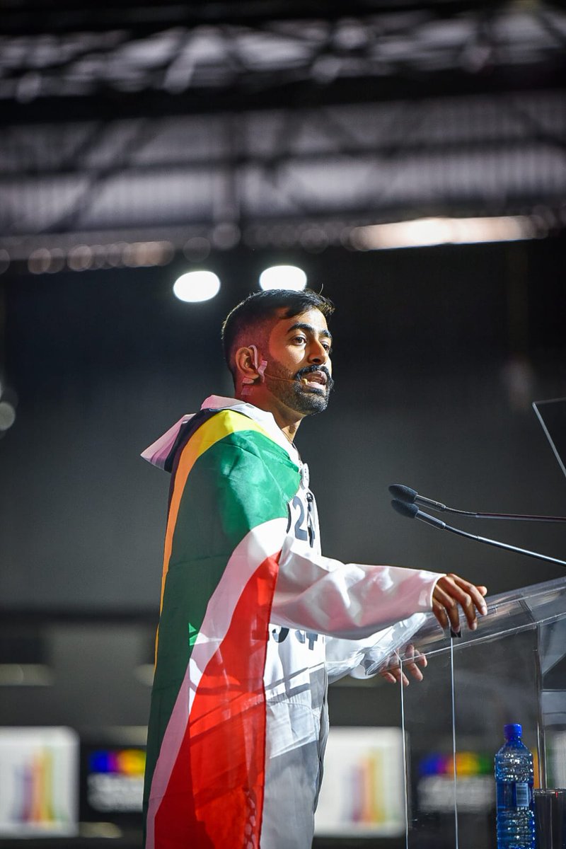 “We live in a democracy where the idea of freedom has never crossed the barrier of promise. But now, the RISING tide of change is upon us”.

#RISEMzansi National Leadership Collective member, Irfaan Mangera at the #RISEPeoplesManifesto

#2024isOur1994
#ForThePeopleByThePeople