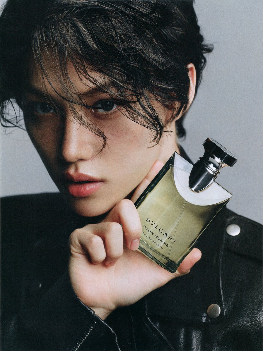 LuvForYou915's tweet photo. [SCAN]
보그 Vogue Korea 2024. 2월호
스캔보정(4)🖤💙
#Felix #용복 #필릭스 
🔗https://t.co/lE5sUmNiRT
🔗https://t.co/R3SiOMXnal
🔗https://t.co/kk4Ka7YObA https://t.co/gpjulEmlL0