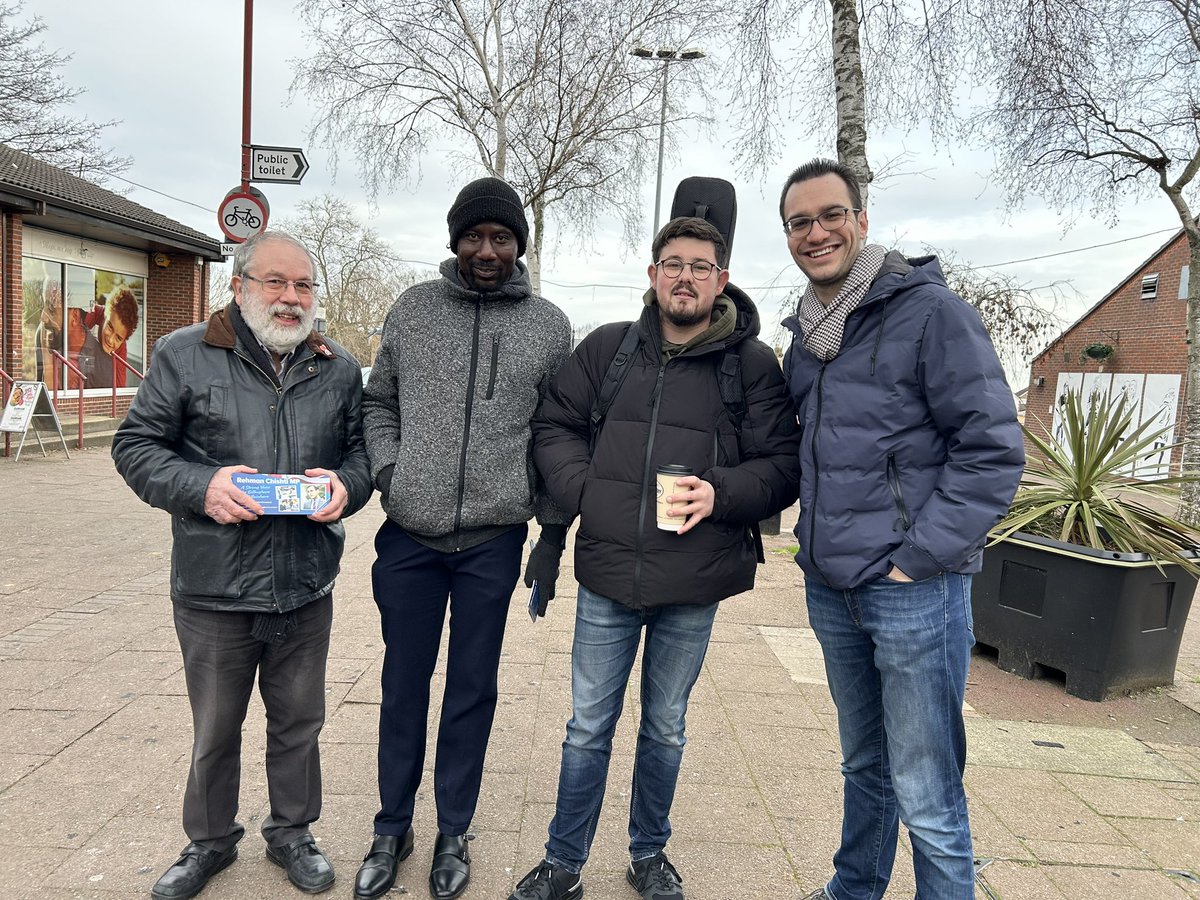 Great ward surgery this morning in Rainham North. 

Good to catch up with Jordan Ravenhill ahead of his upcoming show at the Central Theatre too.