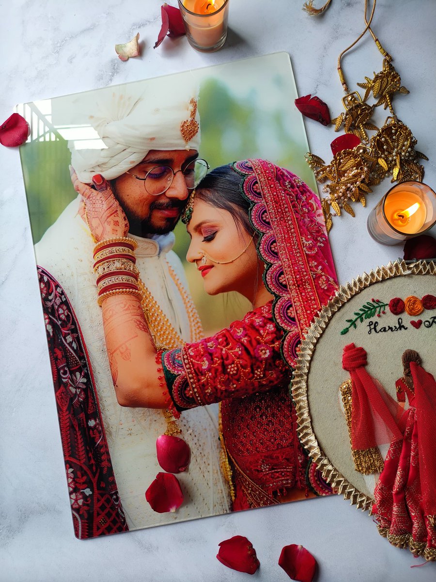 Looking for wedding gifts for newly-wed couples?A wall-mount Acrylic Print with their photo is the perfect addition to any gift!Order this at 25% off today Use code LOVE25

#zoominstories #zoominfeed #zoominacrylicprints #acrylics #couplelove #custommade #gifting