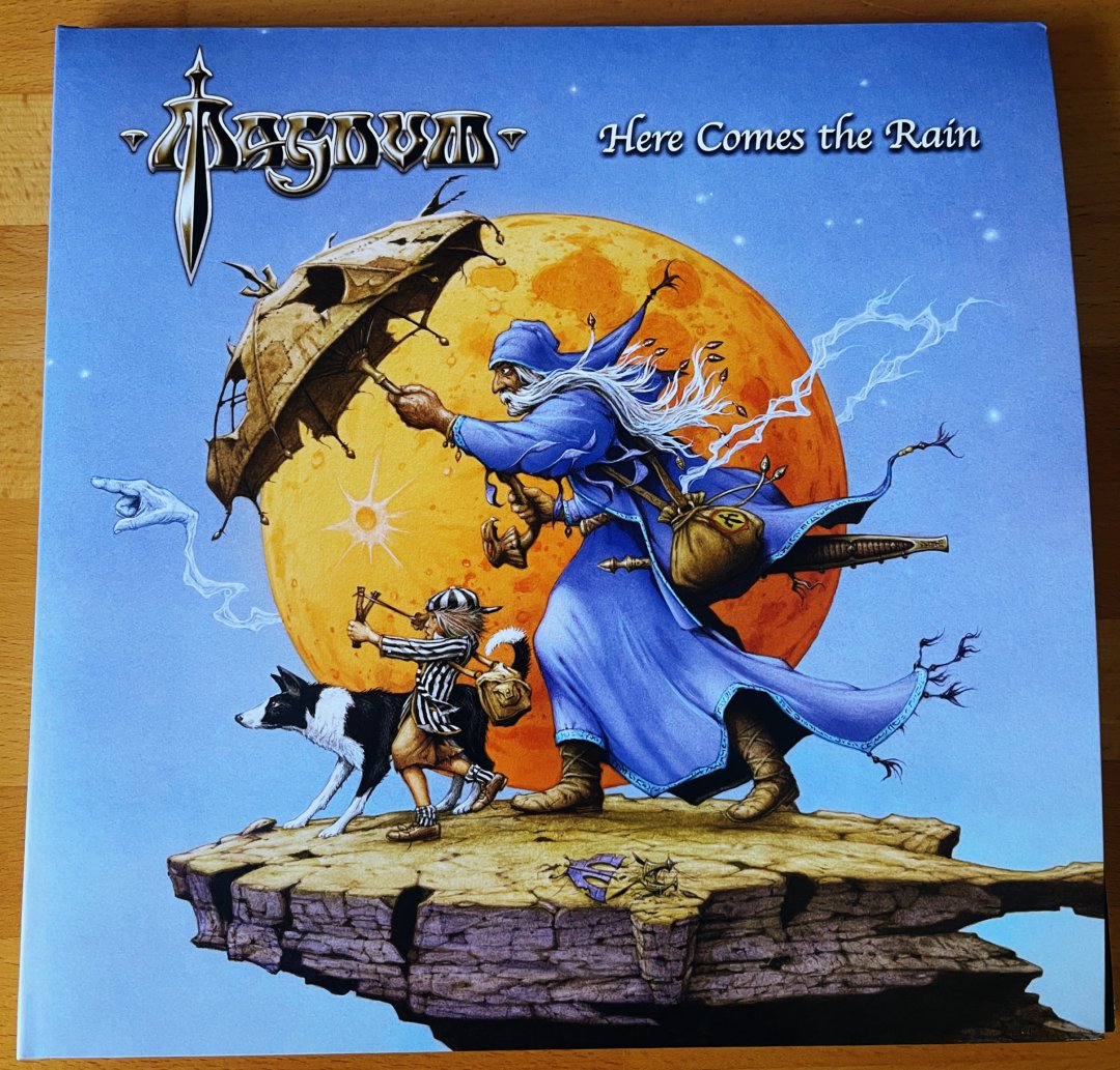 Schnaetterchen's tweet photo. RIP Tony, ein mehr als würdiger Abschied! Von dieser Variante der Magnum LP "Here comes the rain" gibt es weltweit nur 300 Exemplare. @Magnumonline_ #magnum #magnumband #newmusic #herecomestherain #classicrock #vinyl #vinylcollection #rock #rockmusic https://t.co/5MUVDhK2T0