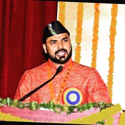 ptdivyanshu's tweet photo. विश्व के सबसे बड़े छात्र संगठन @ABVPVoice के राष्ट्रीय महामंत्री बड़े भाई आदरणीय @yagywalkya जी को जन्मदिवस की अनंत शुभकामनाएं।
आप सदैव स्वस्थ रहें,,दीर्घायु हों,,ईश्वर की कृपा आप पर सदैव बनी रही,,,यही कामना एवं प्रार्थना है । गोपेश्वर नाथजी आप पर कृपा बनाये रखे। https://t.co/5psOrQAlDG
