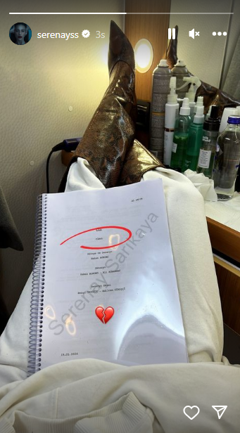 #Aile dizisinin final senaryosu oyunculara ulaştı. İlk paylaşımı yapan Serenay Sarıkaya oldu.