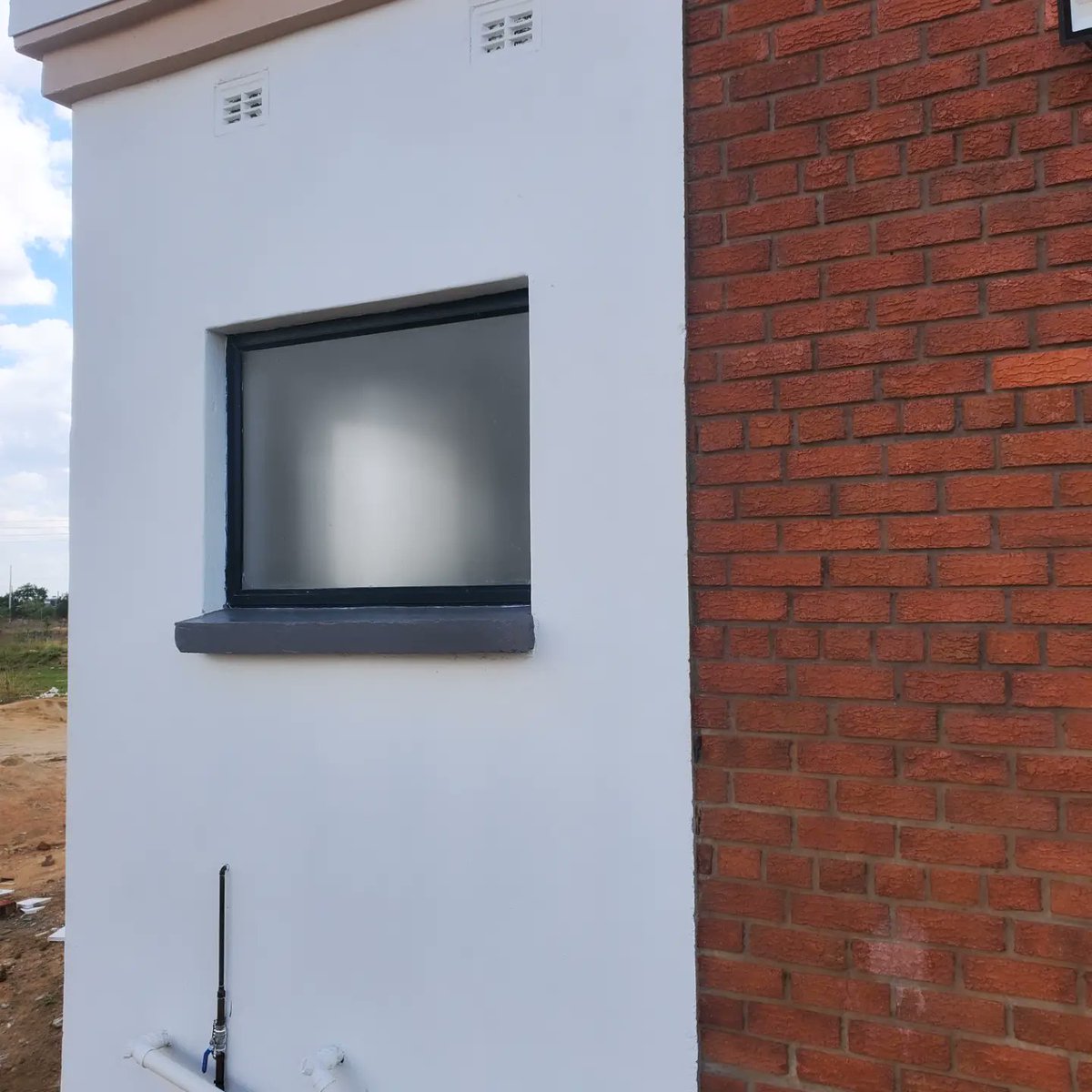 margchash's tweet photo. Bathrooms windows designs from a collection of our completed projects.

@margcha.shopfitting 
#bathroomsdesign 
#Aluminiumandglass 
#affordablealuminium 

+263 783 574 677 https://t.co/qQbNaLgReK