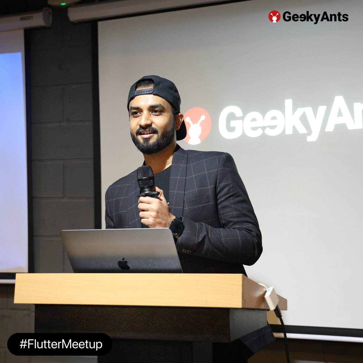 geekyants's tweet image. Our final speaker for the evening is @voidnen, Senior Software Engineer - III at GeekyAnts, who is addressing the fusion of Flutter and React Native.
Learn how to embed a React Native app into a Flutter project, exploring platform channels, UI transitions, and effective data…