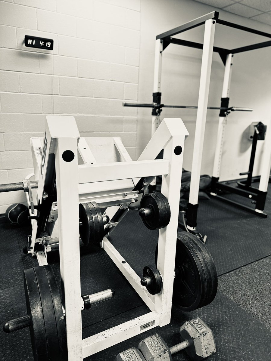 cjgent86's tweet image. May thy legs burn with the fire of 1,000 suns. 

Cuz they will. 

Lightin’ ‘em up. 

#0445club #DisciplineEqualsFreedom #DEFreset