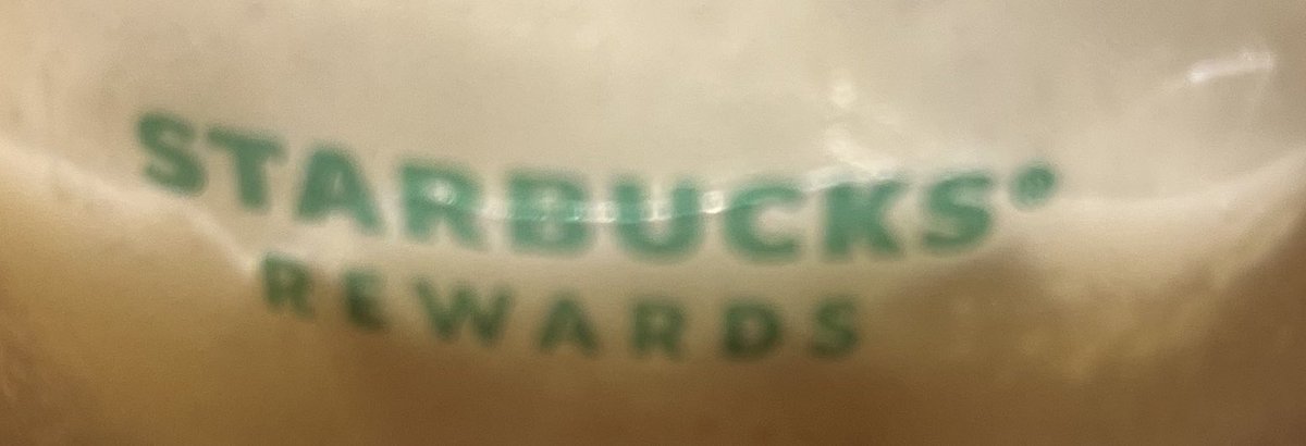 solt_ttv's tweet image. スタバ行ってたんだけど〈REWARDS〉が〈REWASD〉にしか見えなかったんですけど末期ですか？ #ApexLedgends  #ReWASD