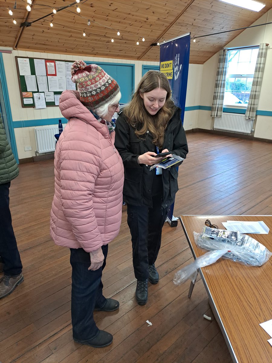 Great turn out today at Almeley Village Hall for the start of their We Don't Buy Crime Smartwater roll out, thanks to Herefordshire SNT for their support @WMerciaPolice @WestMerciaPCC @DeterTech_UK