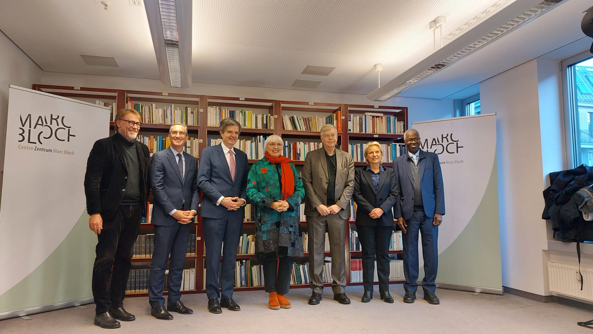 VMouroux's tweet photo. Très honorée de représenter le @MinistereCC pour le lancement du fonds franco allemand de recherche de provenance des objets culturels d’Afrique subsaharienne aux côtés de Souleymane Bachir Diagne, président de son Conseil scientifique. @CentreMarcBloch https://t.co/HJ5Kaw5WUw