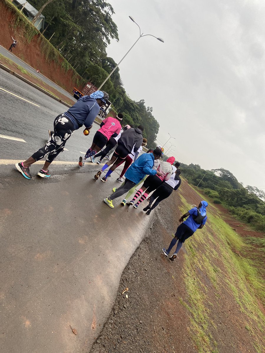 Gg_Munyua's tweet photo. Tumepangaje tunaenda 10km halafu jamaa wa navigation anapiga route ya 21km. Nimehema mbaya! But I made it to 13km polite. It was a pleasure to do it with Team Chasers!
#TeamChasers https://t.co/jKAGExzKSI