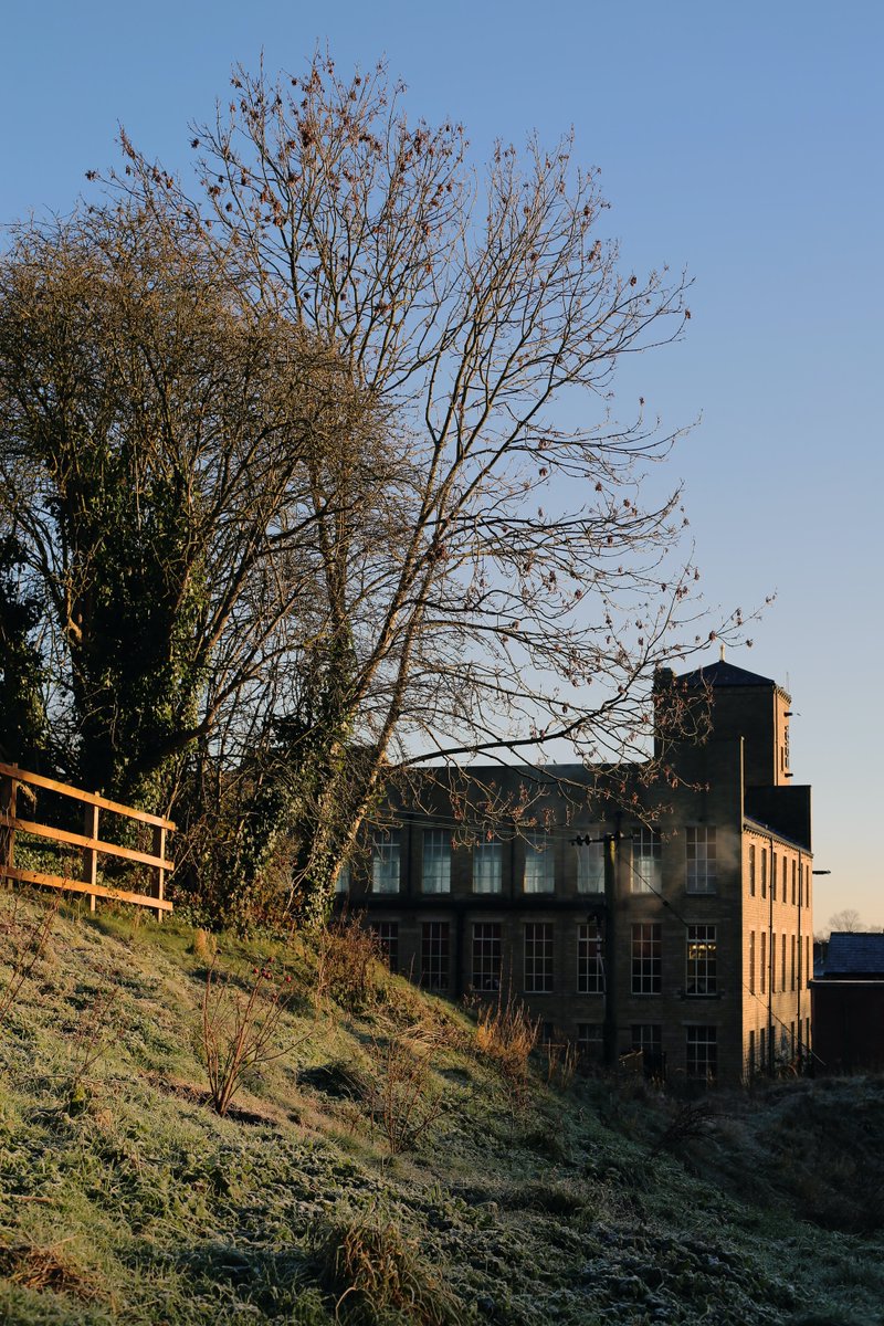 It's been a chilly few days, which always makes it harder to get up on a morning. At least we're met with views like this when we pull into work 🌞

Come and visit us this weekend! 

#SunnyBankMills #Farsley #Leeds #VisitLeeds #DaysOutInLeeds #IndependentLeeds