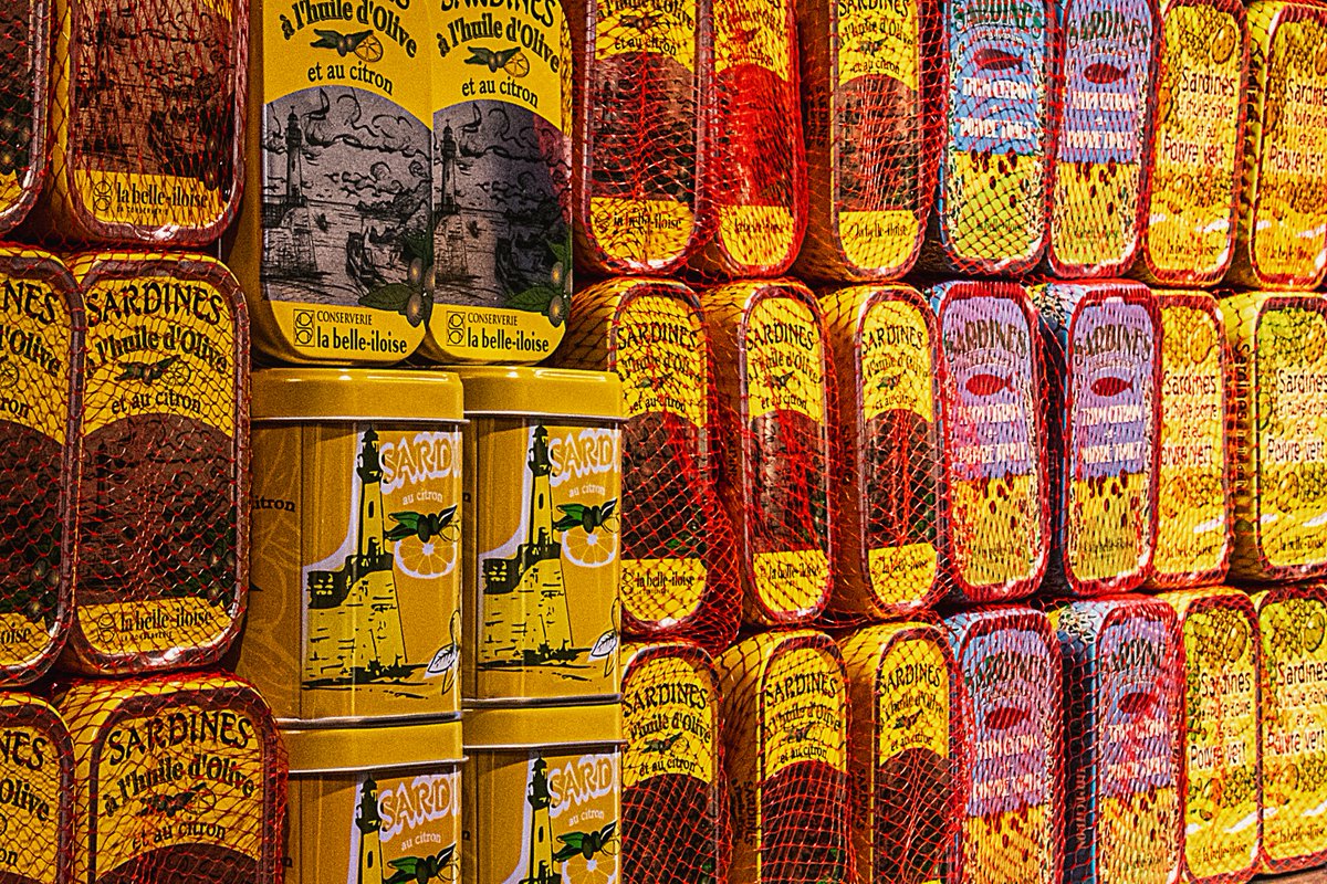 Check out this photo I have for sale of a sardine display in a seafood store in Paris, France. 1-stuart-litoff.pixels.com/featured/canne… #food #foodphotography #paris #france #store #sardine #seafood #canned #display #arrangement #french #specialtyfood #yellow #travelphotography