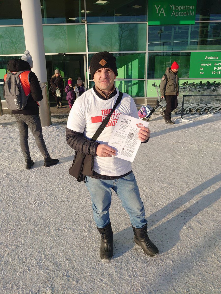 TimurArkun's tweet image. Today 20.1.2024 Shattering the Swarm with Markku in -12 celcius Helsinki Finland. Great way also to get to know more about yourself and raise your consciousness. @va_shiva #truthfreedomhealth