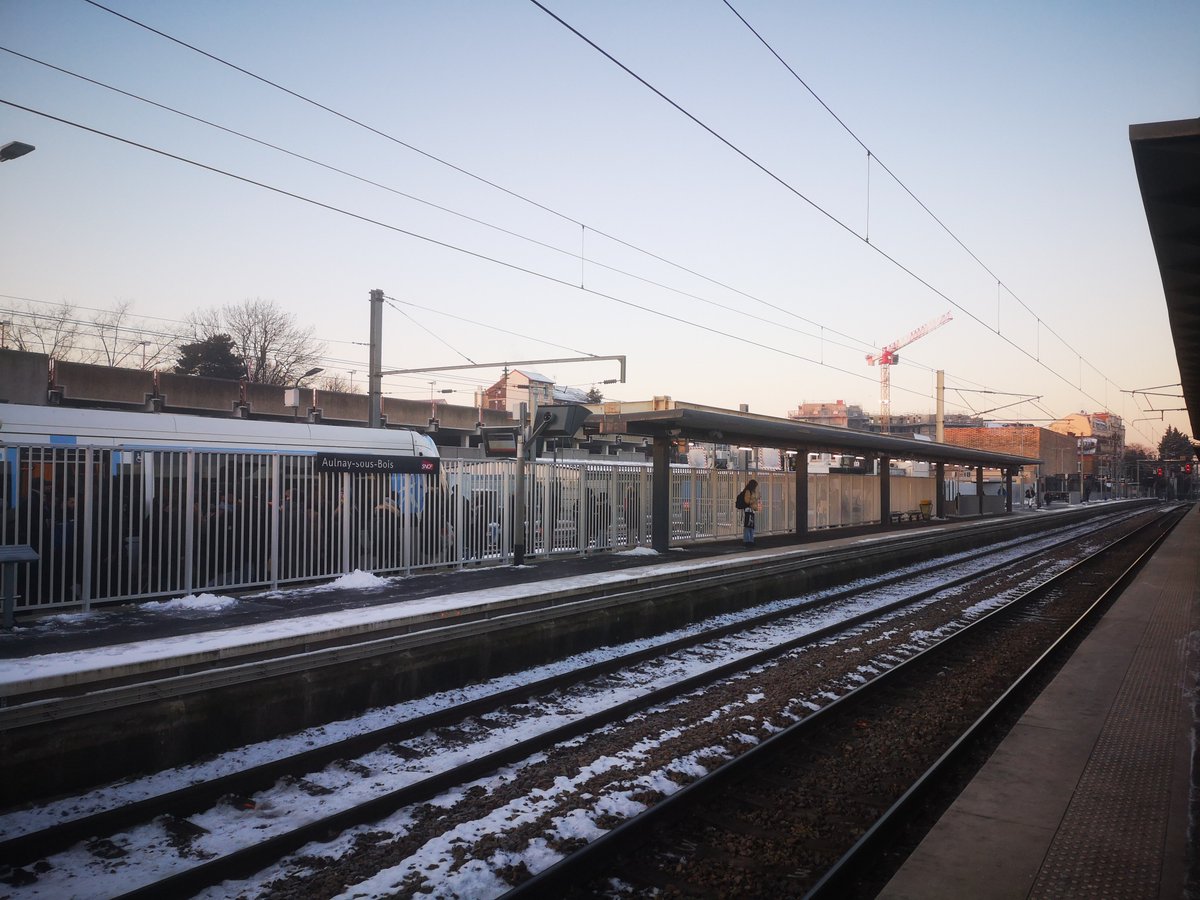 #LabelProtectionDesOceans
Aucun média n'a relayé la prouesse de parler défavorablement des pesticides, du plastique, des énergies fossiles et pourtant de labelliser des communes... sur cette base impopulaire. #transitionenergetique <a href="/LaTacfi/">La Terre au Carré 🌏²</a> 
<a href="/LibeTerre/">LeFilVert</a> <a href="/Vert_le_media/">vert</a> 
🐟🐋🐳