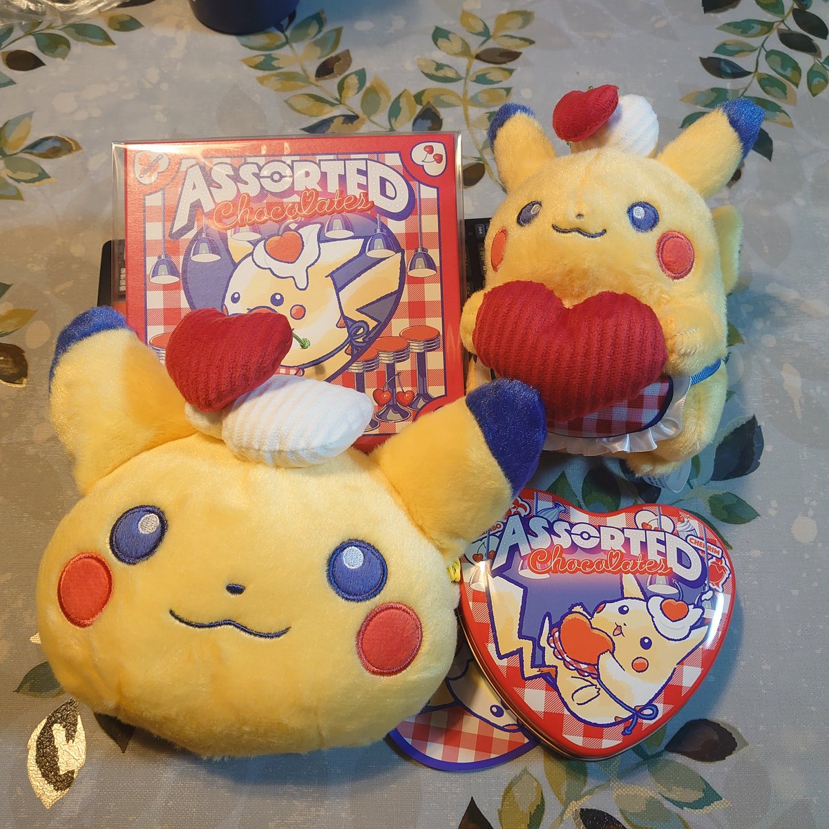 mallow0map's tweet photo. #モロゾフピカチュウ ゲット！！
��う売り場から出払ってたのに、奇跡的に譲ってもらえて買えた✨
めちゃかわい〜💞 https://t.co/yXHBDo1tD1