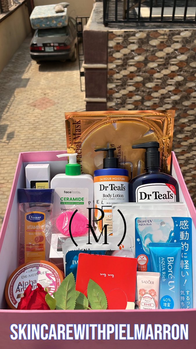 ErhimaYoma's tweet photo. Valentine’s Day Skincare packages>>> https://t.co/V6lGcrsRCW