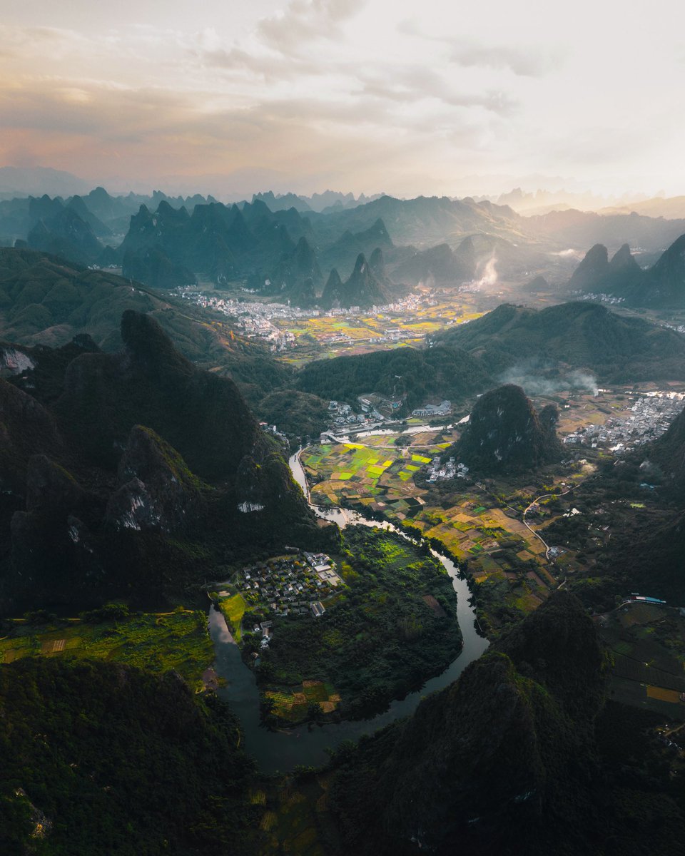 GM from one of the most beautiful place on our planet: Yangshuo, China! ✨