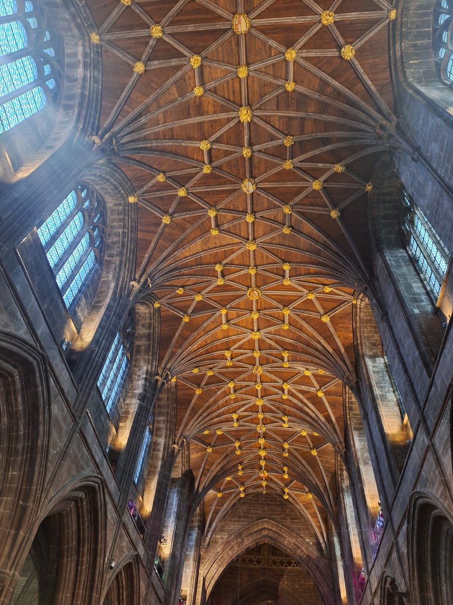 DebbieB45348934's tweet photo. #chestercathederal @parishschool1 https://t.co/1XMF4apMWW