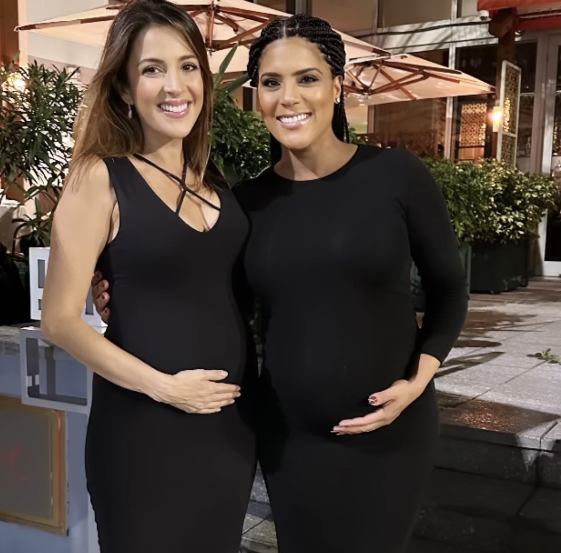 despiertamerica's tweet photo. Con esta linda foto de #Maity y #Fran en la dulce espera les deseamos en #FelizSábado. 🥰🤰🏻✨ 

 📸: francisca https://t.co/gVU8ohsC8E