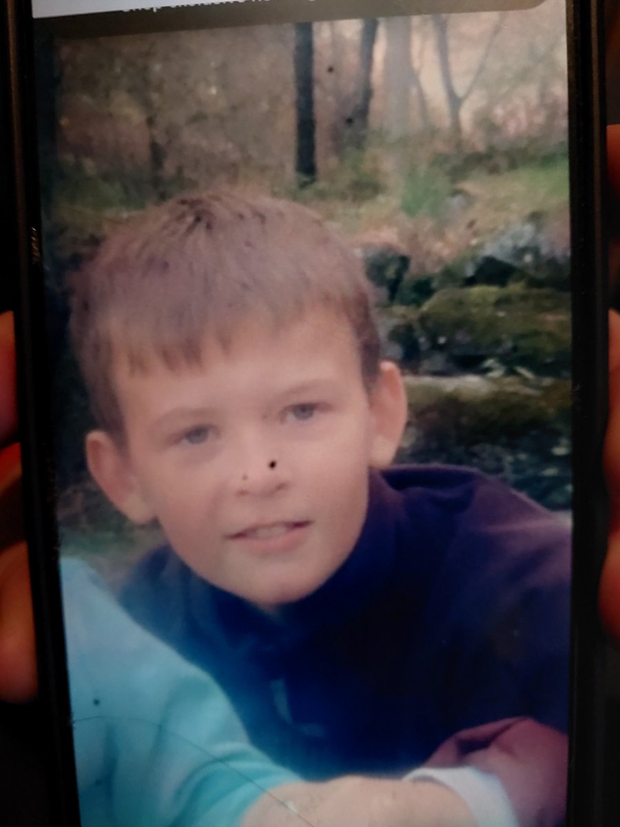thisisgoradio's tweet photo. ⚠️MISSING⚠️

Police are concerned for the welfare of a 12 Y/O boy who's been reported missing from Ayrshire yesterday.

Alex Houston was last seen in Irvine on Friday evening, with police asking anyone with information of his whereabouts to get in touch.

Alex is 5ft 6in tall and last seen wearing black North Face jacket, white trousers and black Nike trainers.