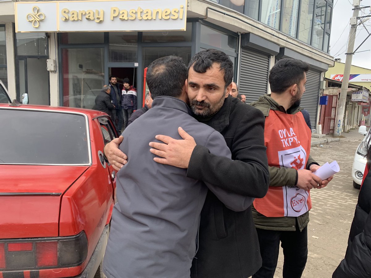 Karaçobanda seçim çalışmalarımıza başladık. Karaçoban belediye başkanı adayımız ile birlikte esnaf ziyaretimizi gerçekleştirdik.
instagram.com/p/C2Usb1gIBLF/…