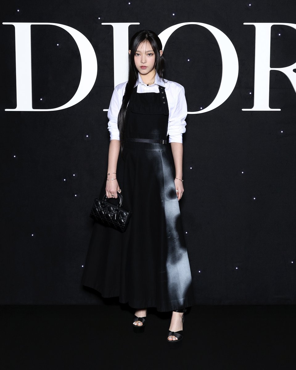 Dior tweet media