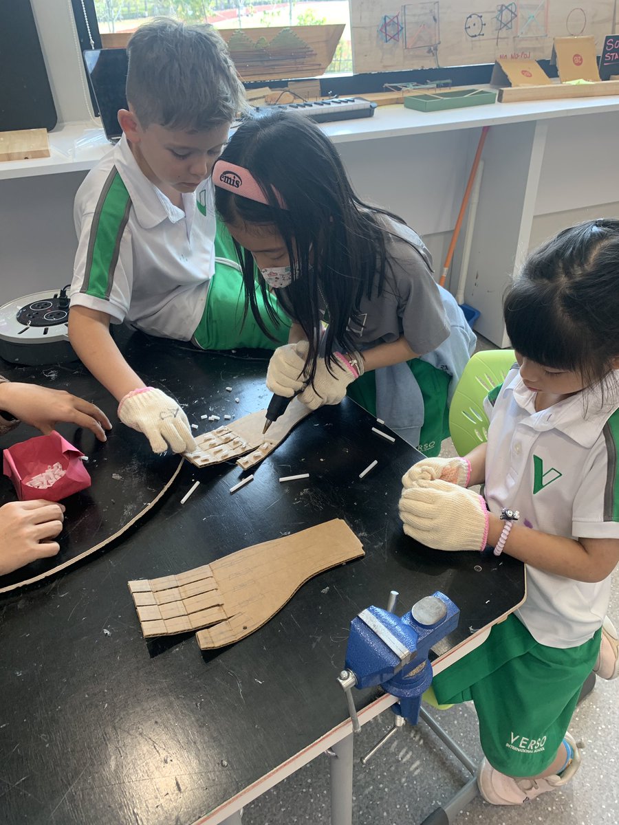 BakerMyshi's tweet photo. "Think, Make, Improve". Using this simplified Design Thinking Model, our littles worked relentlessly over two weeks to create Biomimicry inspired products.
ππ¨ #InnovationJourney #HeartfeltCreations #ShowtimeExcitement #versoschool π https://t.co/crzKrSLzqd