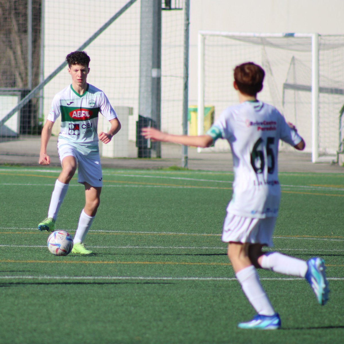 pabelloncf's tweet photo. 🏆 Liga Galega Cadete

🔚 Pabellón B 7️⃣-0️⃣ CP Calasancio
(Descanso 3-0)

⚽️ Simón (2), Leo, Cristóbal, Andrés, Blasis e Torres

#forzapabe #adnpabe #SomosPabe #futbolbase https://t.co/y8GB5jBZZY