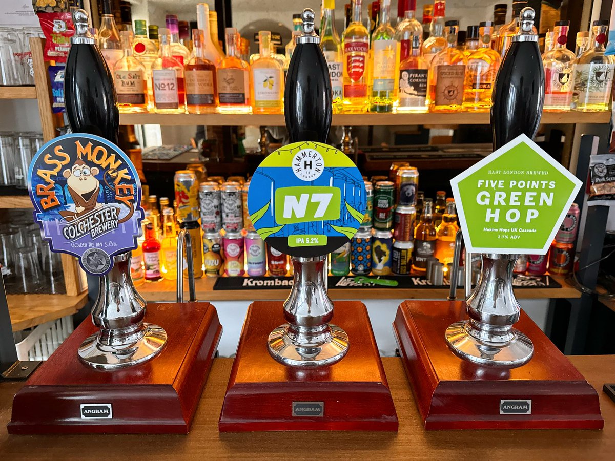 Saturday Beers at The Magnet 🧲 

@colchbrew
• Brass Monkey (3.8%)🐵

@HammertonBrew
• N7 (5.2%)🍃

@FivePointsBrew
• Green Hop (3.7%)💚

#magnetcolchester
#colchesterbusiness
#colchesterpub
#colchester
#essexpub
#colchesterbrewery
#hammertonbrew
#fivepointsbrewingco
#micropub