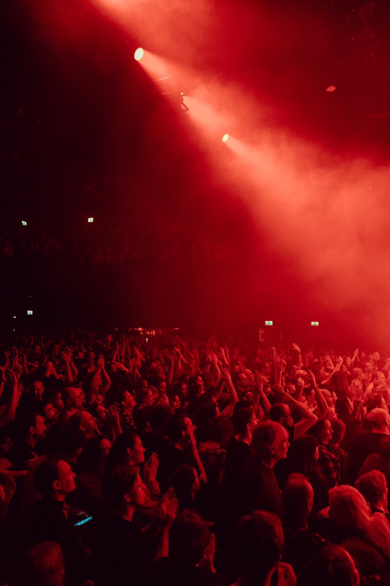 Doornroosje was seeing RED last night. We had a great time 💥 

Are you ready for 🟨 tonight ?

📷 @tijmenberens