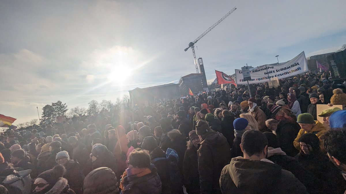 illnevercallitx's tweet photo. #KS2001 #KasselStehtAuf #wirsindmehr @BgRKassel https://t.co/CiKWG5qGea