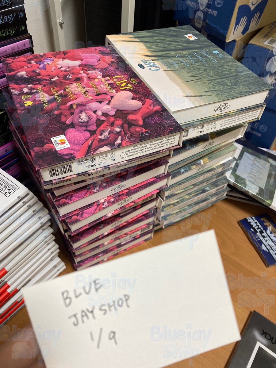 #Bluejayshop_GA 
free album giveaway! 🧚🏻

- follow us 🔔
- like and retweet 
- reply

ends in 3 days 🚶‍♀️