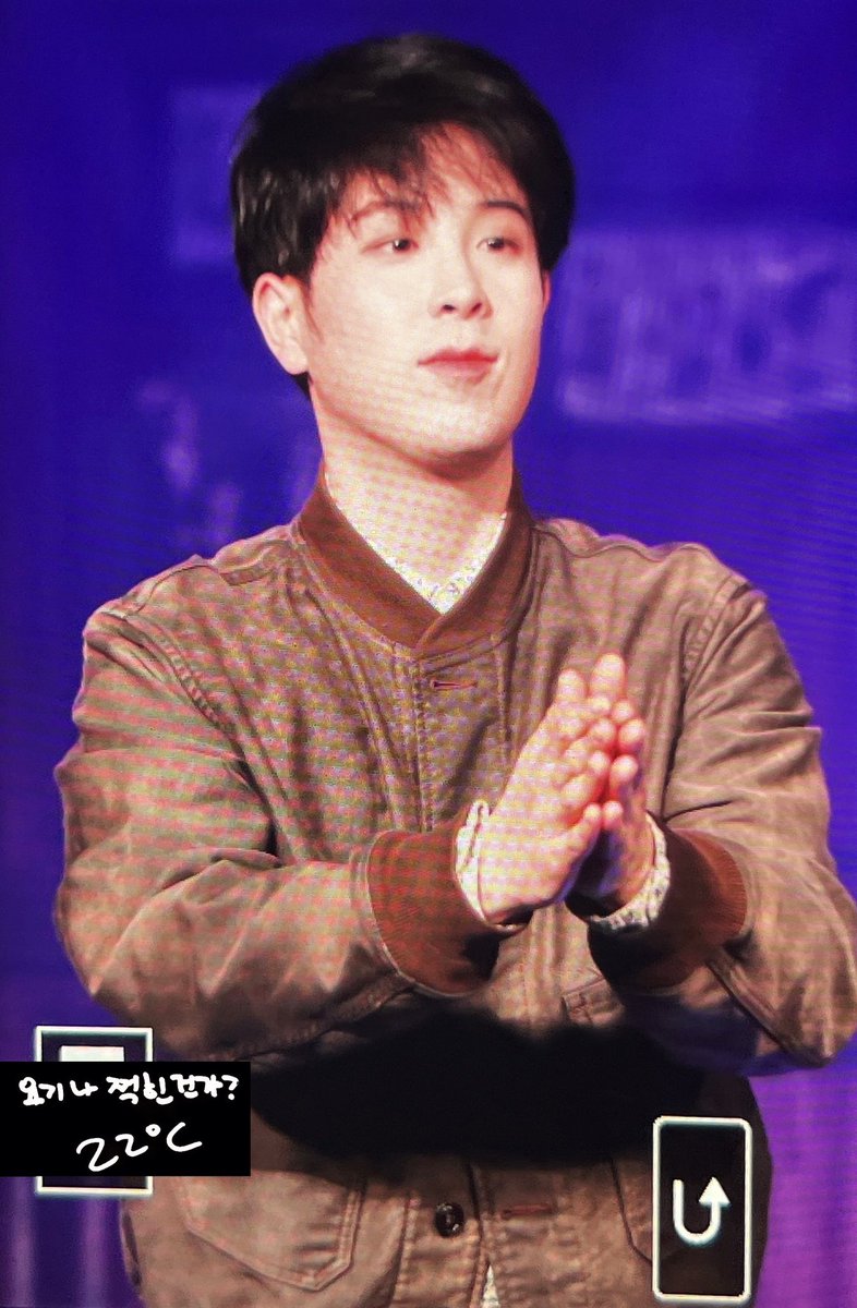 199302022_'s tweet photo. [프리뷰]  240120 7시 #너츠  #피오 #PO #표지훈 #블락비 #blockb #극단소년 #연극 #연극너츠

오늘도 수고해따~~~ https://t.co/irOVWstpZw