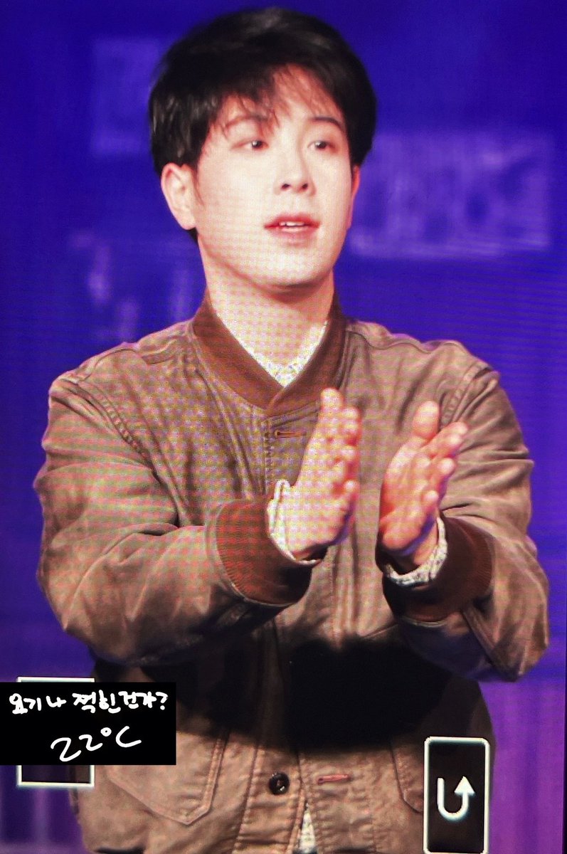 199302022_'s tweet photo. [프리뷰]  240120 7시 #너츠  #피오 #PO #표지훈 #블락비 #blockb #극단소년 #연극 #연극너츠

오늘도 수고해따~~~ https://t.co/irOVWstpZw