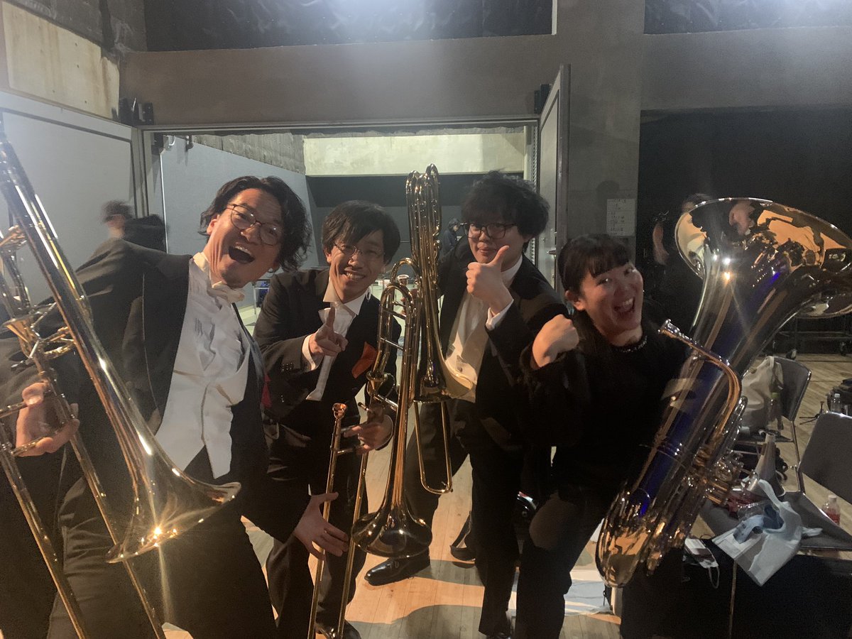 Wolverine_kkbr's tweet photo. 涼宮ハルヒの弦奏Revival公演終演しました！聴きに来てくださったお客様ありがとうございました。愛溢れるお客様ばかりでハルヒの音楽が愛されていることを実感しました。スタッフの皆さん本当にありがとうございました！ローブラスとトランペットセクションと！
#涼宮ハルヒの弦奏 #HeartbeatSymphony https://t.co/orNJREkRrm