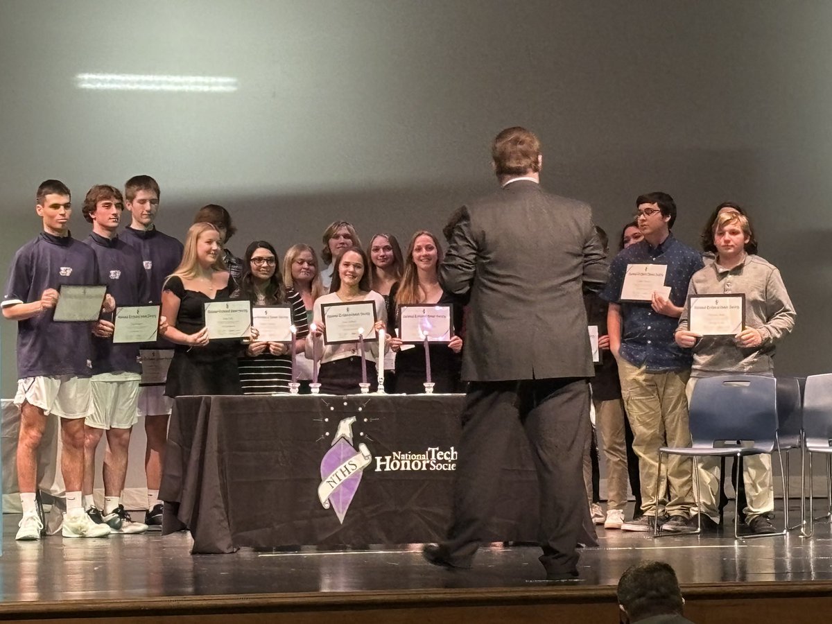 Steve_Basnight's tweet photo. Congratulations to all the new @FirstFlightHigh National Technical Honor Society inductees. CDC Duke Wallin @CareersFFHS, district, & FFHS staff did a wonderful job recognizing the students.
@Daretolearn_DCS
#DareToLearn
#IncreasingStudentLearningandDoing https://t.co/rCZhYBs1QL