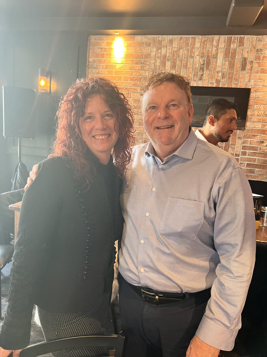 connectinggta's tweet photo. What  an amazing afternoon at Connecting GTA's proud member restaurant,  Social 7 Bar &amp; Grill during our "Love Your Local – Business Owners  Meet &amp; Greet" in West Rouge area. https://t.co/czR1YXrPG0
