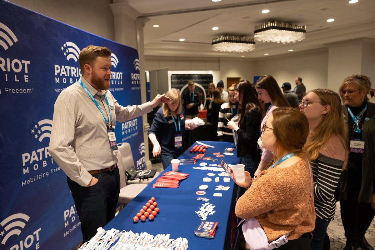 PatriotMobile's tweet image. The Patriot Mobile team is here bright and early at @StudentsforLife's National Pro-Life Summit!

As a pro-life company, we're proud to sponsor this incredible gathering equipping the next generation of pro-life advocates.

#prolifegeneration
#ProLife