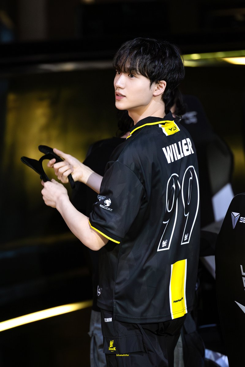 lol_bluewhite's tweet photo. 240120 #윌러 #김정현 #Willer https://t.co/EkKUbREq9Q