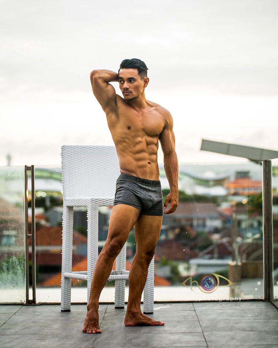 unangsoetarna's tweet photo. #menpose #musclepose #fit #fitgram #photoshoot #gymmotivation #abs https://t.co/scVUYGptjZ