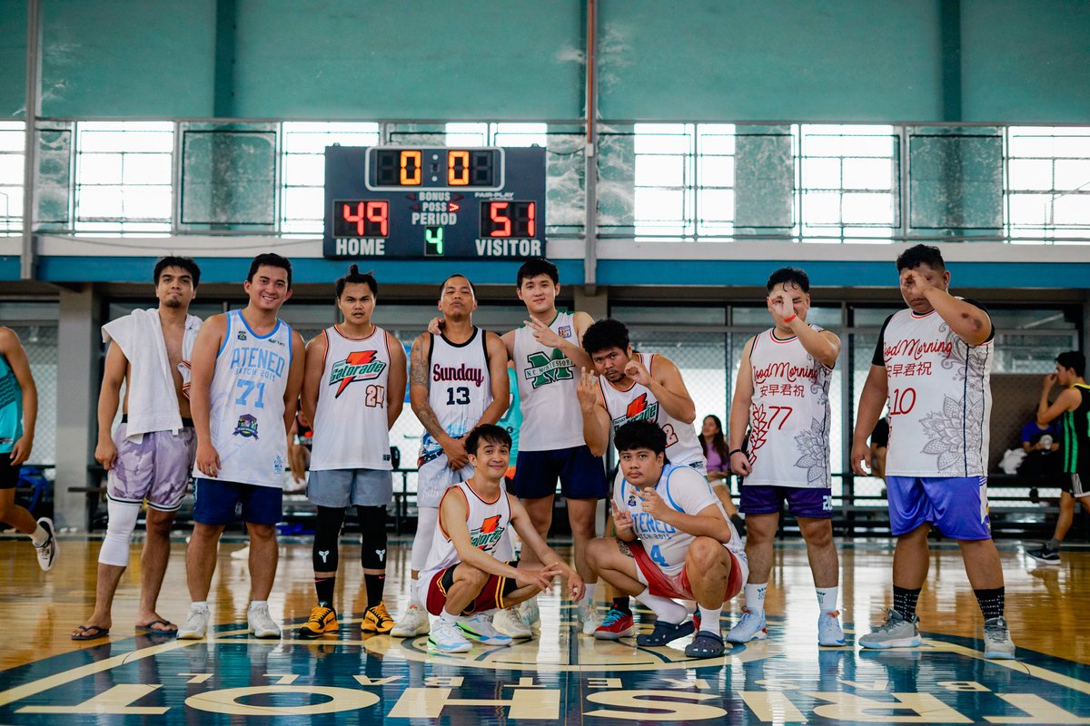 reneclemente's tweet photo. TGIS season 3 https://t.co/L0steGLXc3