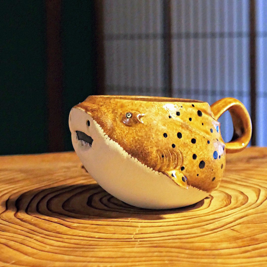 ceramimic2021's tweet image. トラフザメ形マグカップ
#shark #zebrashark
