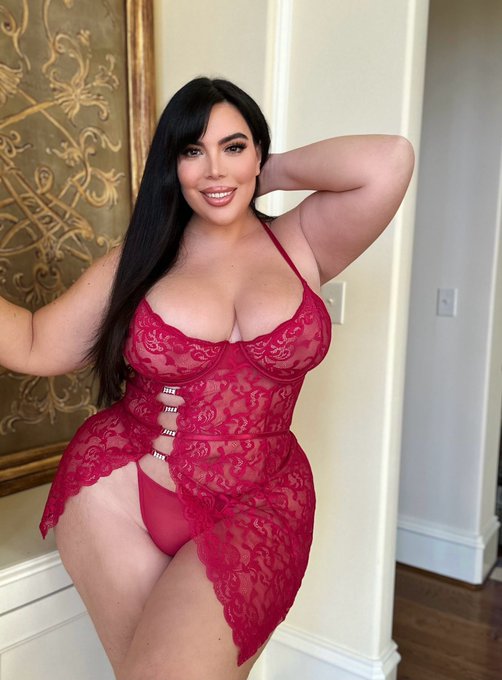 Can i be your valentine 💘 https://t.co/0ori1rywgl