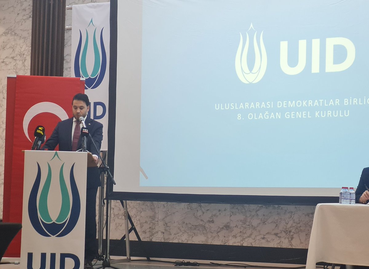 U_I_D's tweet photo. Uluslararası Demokratlar Birliği 8. Olağan Genel Kurulu Almanya'nın Langenfeld şehrinde büyük bir katılım ile gerçekleştirildi. 

Genel Kurulda yapılan seçimde #UID Genel Başkanlığına Kenan Aslan bey seçilmiştir. https://t.co/dDv401tdl0