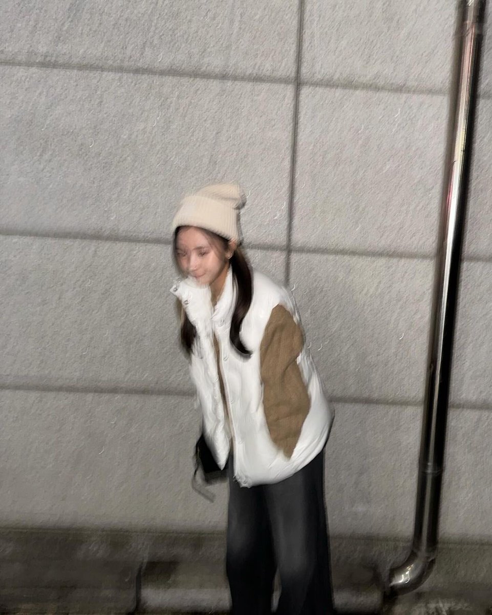 [PIC] 240119 - Umji (ummmmm_j.i) post

🐹🎵🤎😌

Music tagged: Gonna Love Me - Teyana Taylor

#GFRIEND #VIVIZ #UMJI <a href="/VIVIZ_official/">VIVIZ</a>