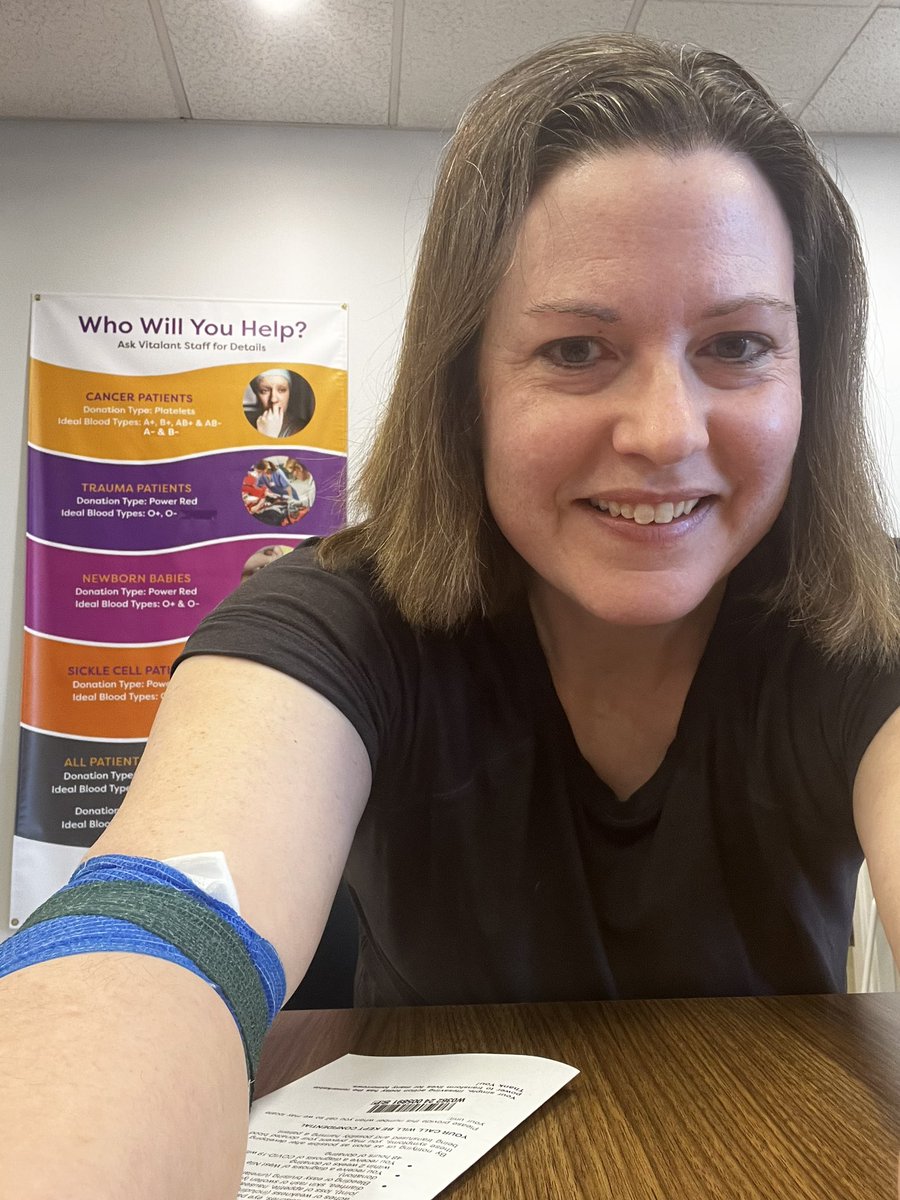 lizrlambert's tweet photo. Woke up wanting to do something worthwhile. Got a same-day appointment to donate blood, upon arrival took less than 30 minutes! Visit https://t.co/iLld5xgsDy and use my referral code so I can brag at the office: SaveMore-1850-F 
@vitalant @VitalantCO #becauseofyou https://t.co/Fi8c8i8h2d