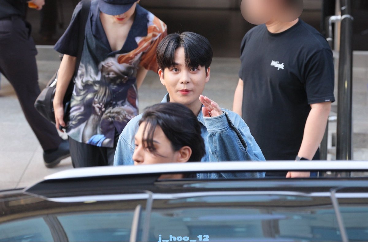 erang95's tweet photo. 아니 저날 그건데
#스물여섯은_원래그래
그 말 시작한 날인디 오... https://t.co/PnDaZEkjbL