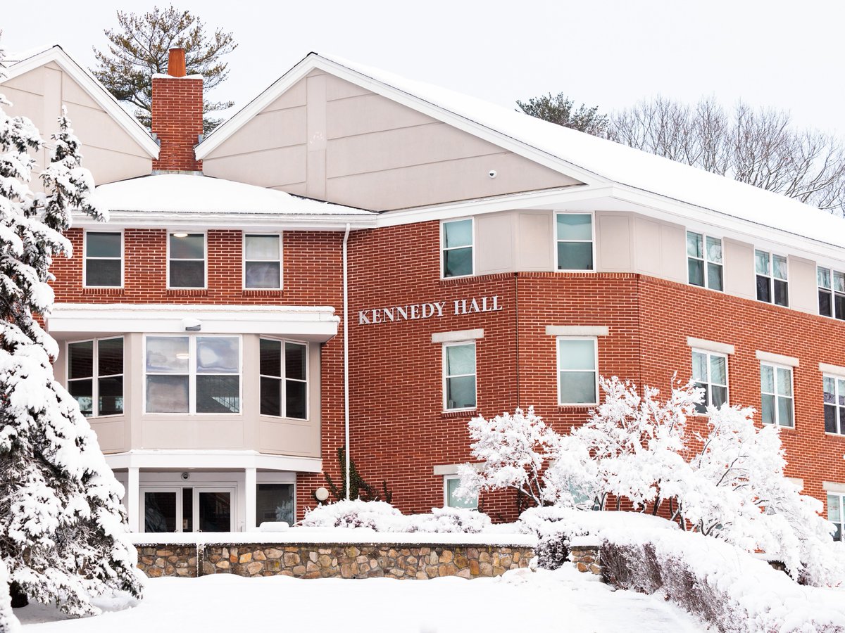 Endicott College tweet media