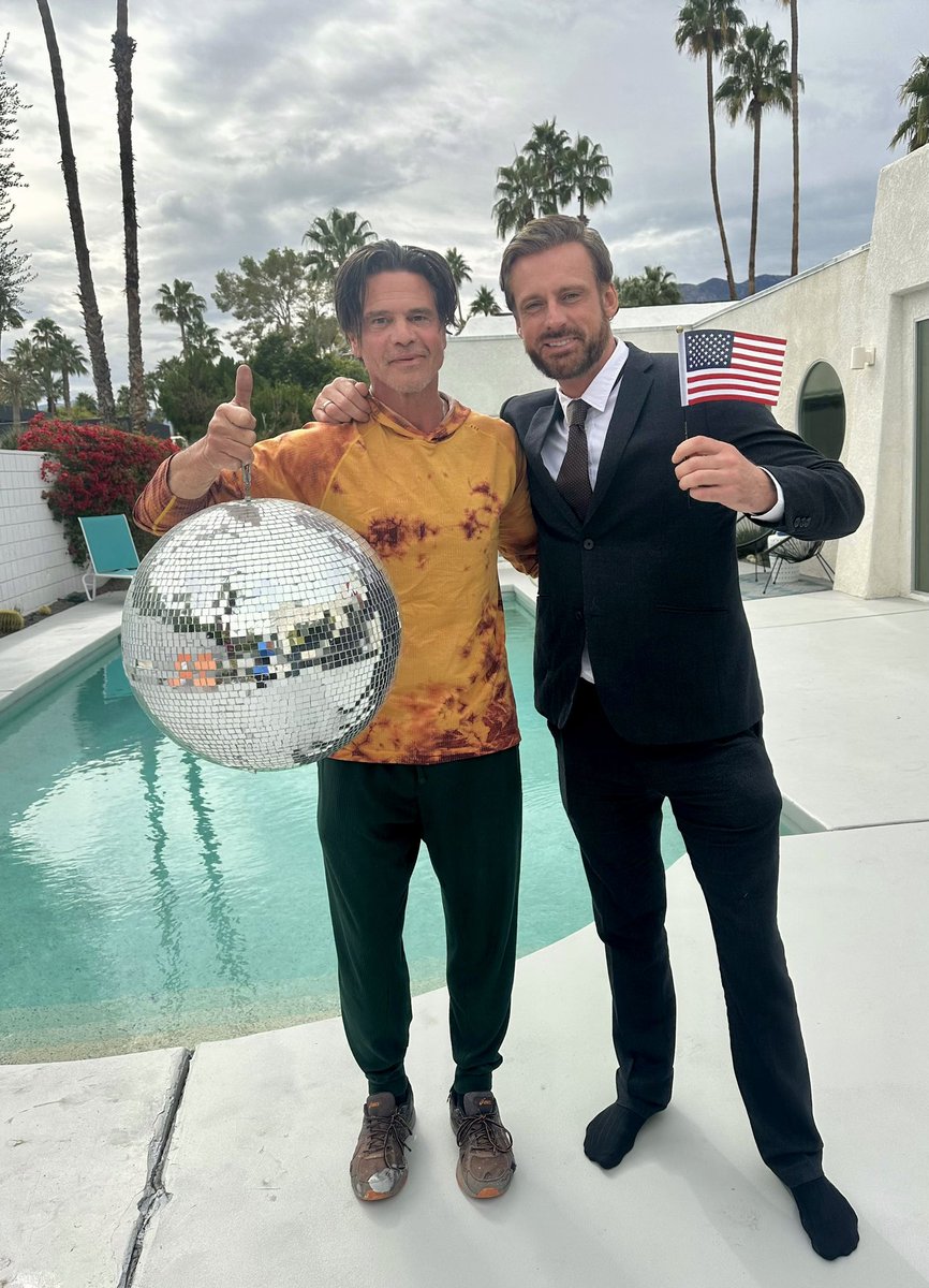 TerrellSandefur's tweet photo. So proud of this one! Got his US citizenship & booked a Broadway play on the same day! We are all learning that the power of #positivethinking & remaining in the highest vibration, pays off. #CallumBlue is off to NYC soon, but tonight, we PARTY for my bday! #RedWhiteandCallumBlue https://t.co/FUululZeum